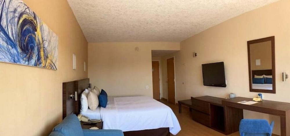 Rio Vista Inn Business High Class Tampico Bagian luar foto